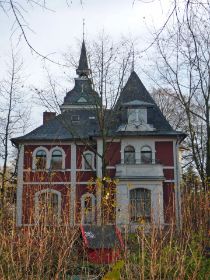 Hunde-Villa.JPG
